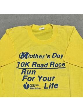 Vintage Running T-Shirt Mens Medium Yellow 50/50 Thin Single Stitch USA Made 80s